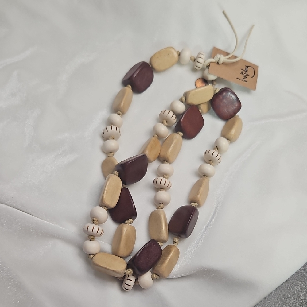 Holiday Brand Brown Cream Wooden Bead Captain Necklace NWT Australia Boho